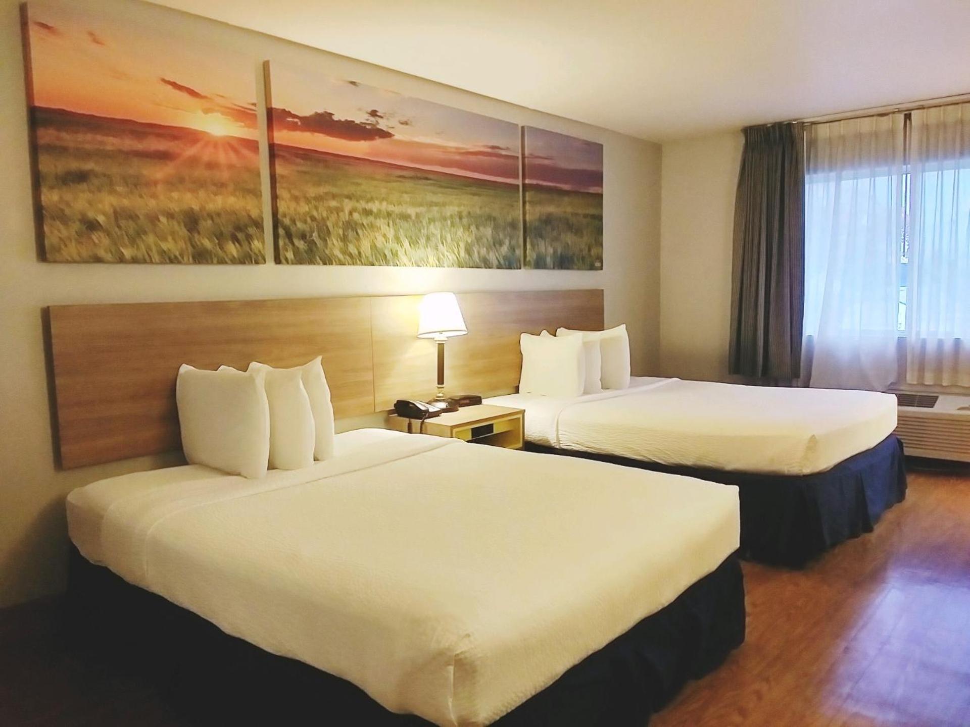 Queen Room Two Queen Beds Non-Smoking